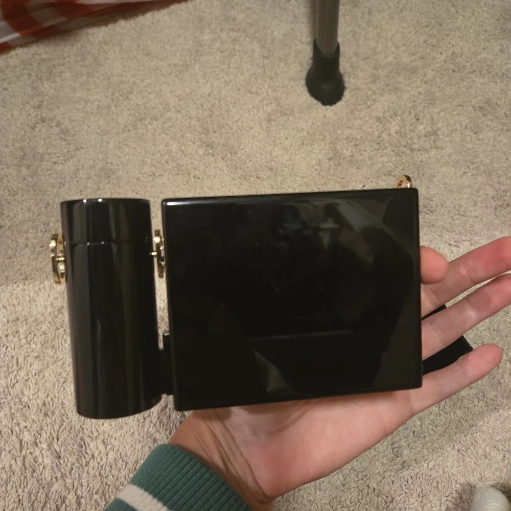 Dior lipstick clutch - Picture 3 of 6